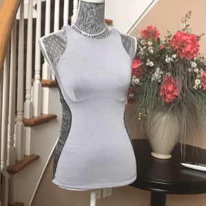 Lululemon athletica yoga top 4 high neck line